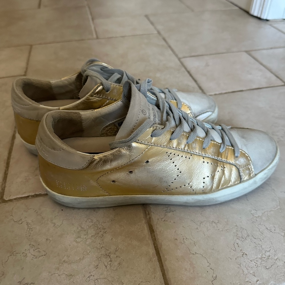 Golden Goose Superstar EUC Size 38